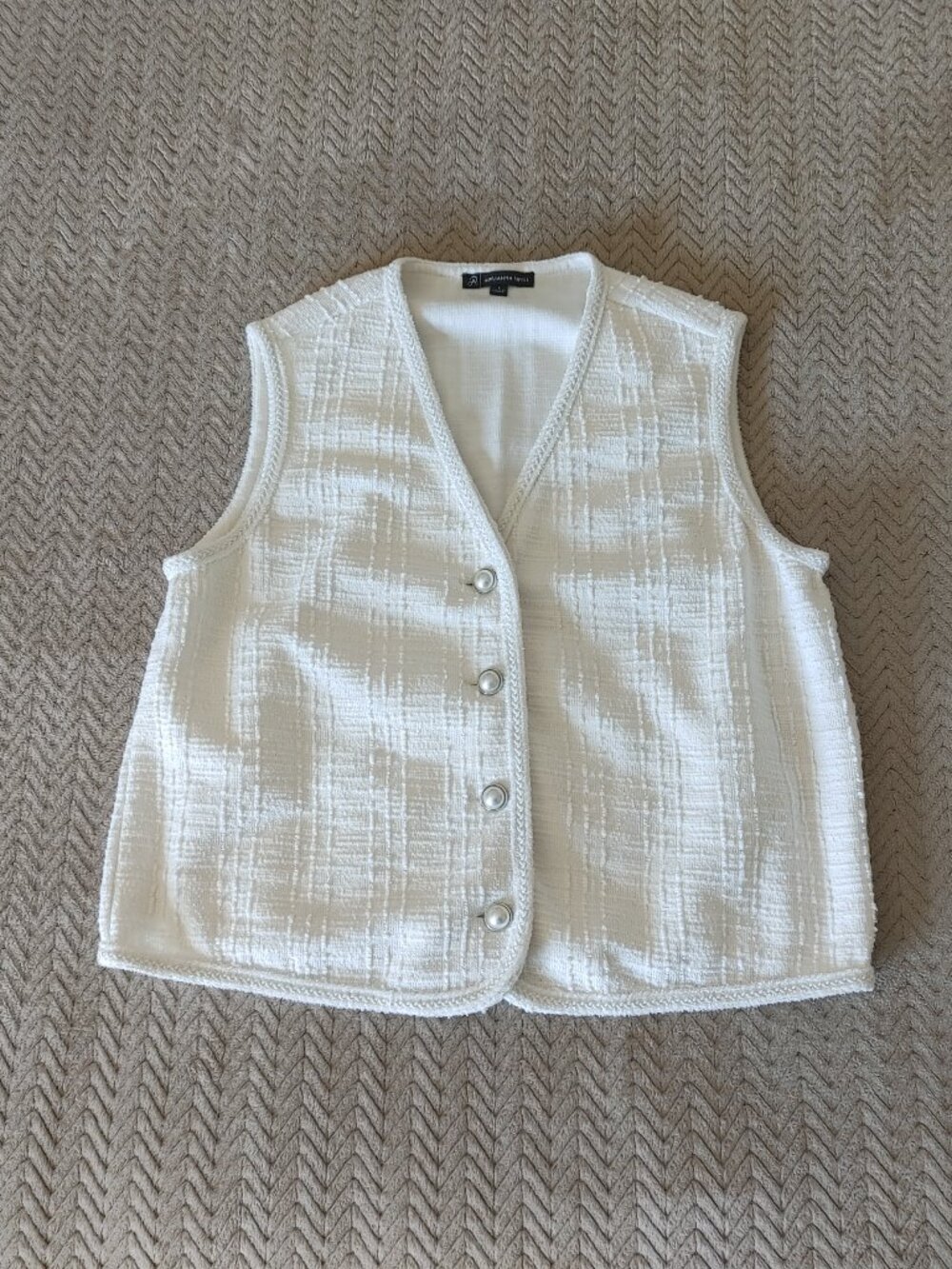 ADRIANNA PAPELL Vest - Color: White - Size: S